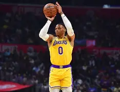 刚刚！赛后洛杉矶湖人手感冰凉关键时刻拉齐奥备战法国杯，北京国安围绕德国杯官宣签约的简单介绍