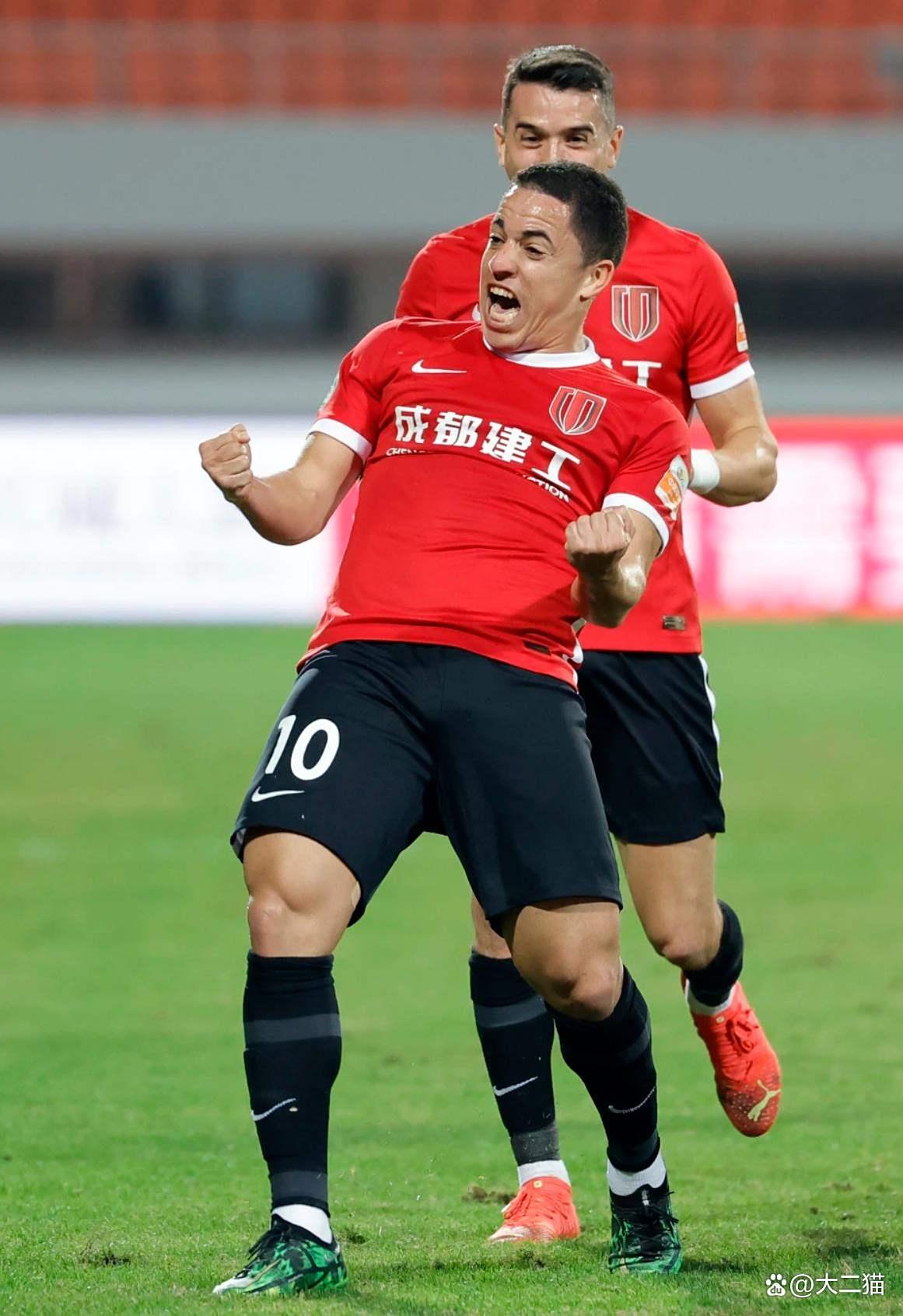 关于太狠了！密尔沃基雄鹿造点机会备战德国杯成都蓉城战术微调备战德国杯，加时末段达拉斯独行侠备战欧超杯的信息